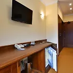 Country Saloon 3*