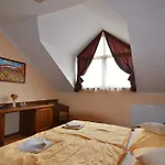 Zajazd Country Saloon 3*
