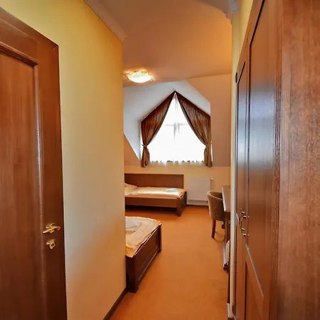 Country Saloon Hostinec Bela (Zilinsky kraj)